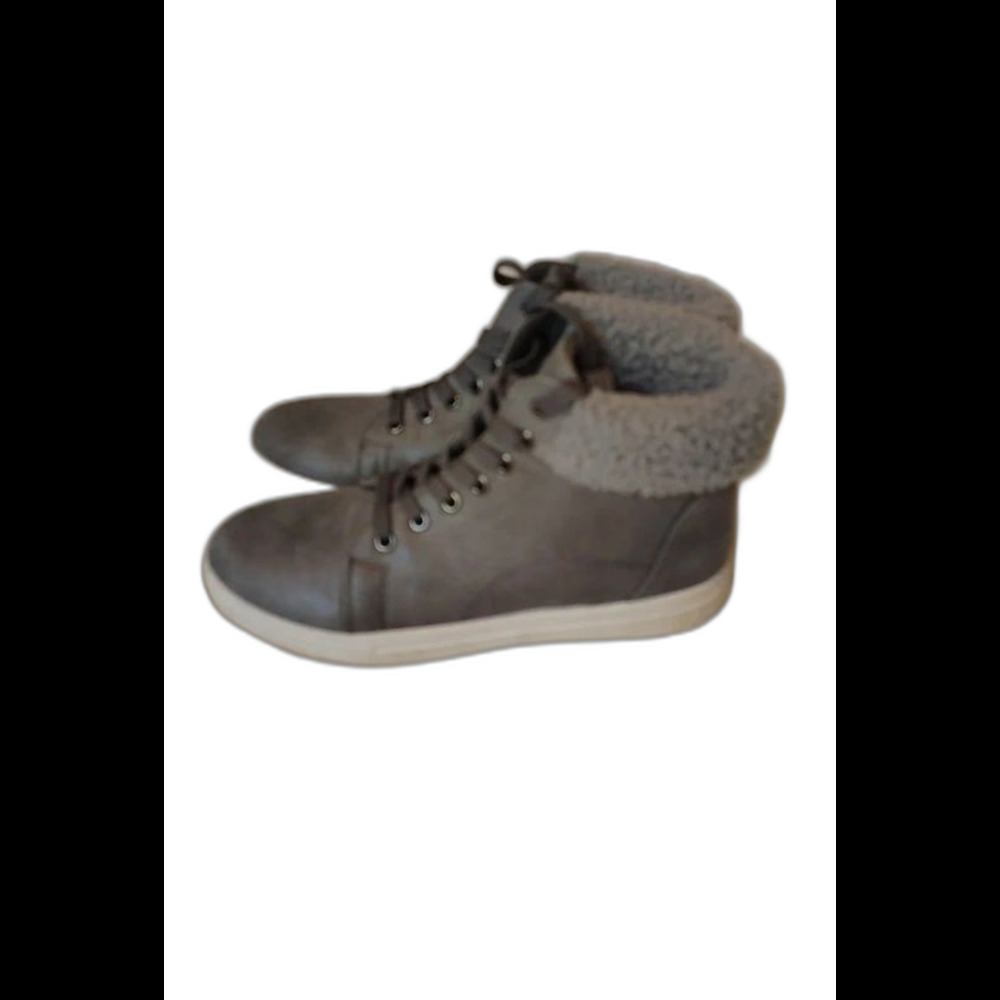 Sonoma Gray Suede Lace Up Sneaker Boots Faux Shearling Collar Womens Size 6